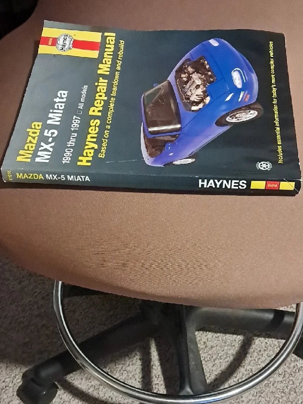 Haynes Mazda MX-5 Miata Repair Manual - Blue